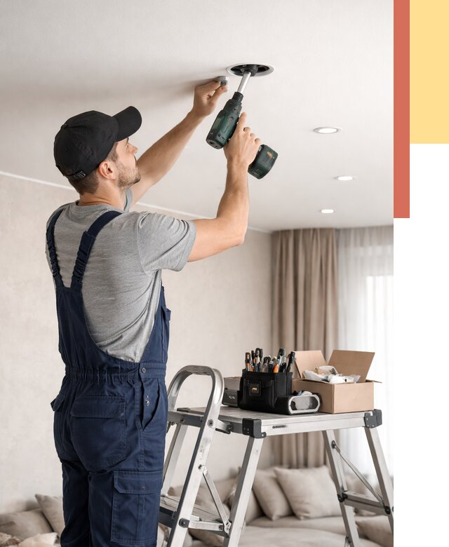 Установка и монтаж точечных светильников в натяжной потолок в Темрюке от 1853 руб. | ОТДЕЛОЧНИК-Тмр