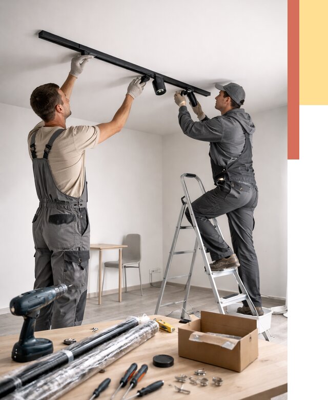 Установка трековых светильников в натяжной потолок в Темрюке от 4323 руб. | ОТДЕЛОЧНИК-Тмр